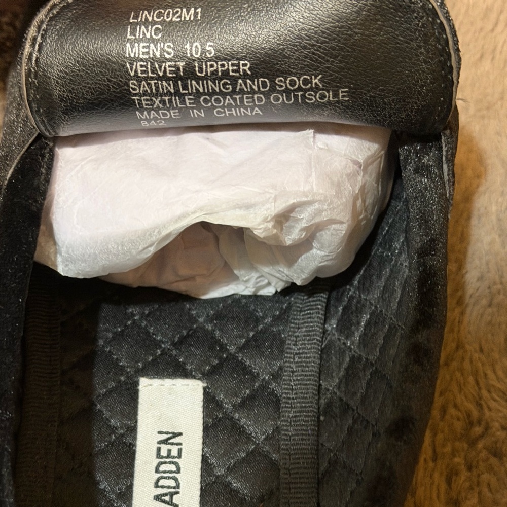 Steve Madden - Men’s Black Linc Quilted Velvet Bit Buckle Loafers, Size - 10.5 - Picture 8 of 8